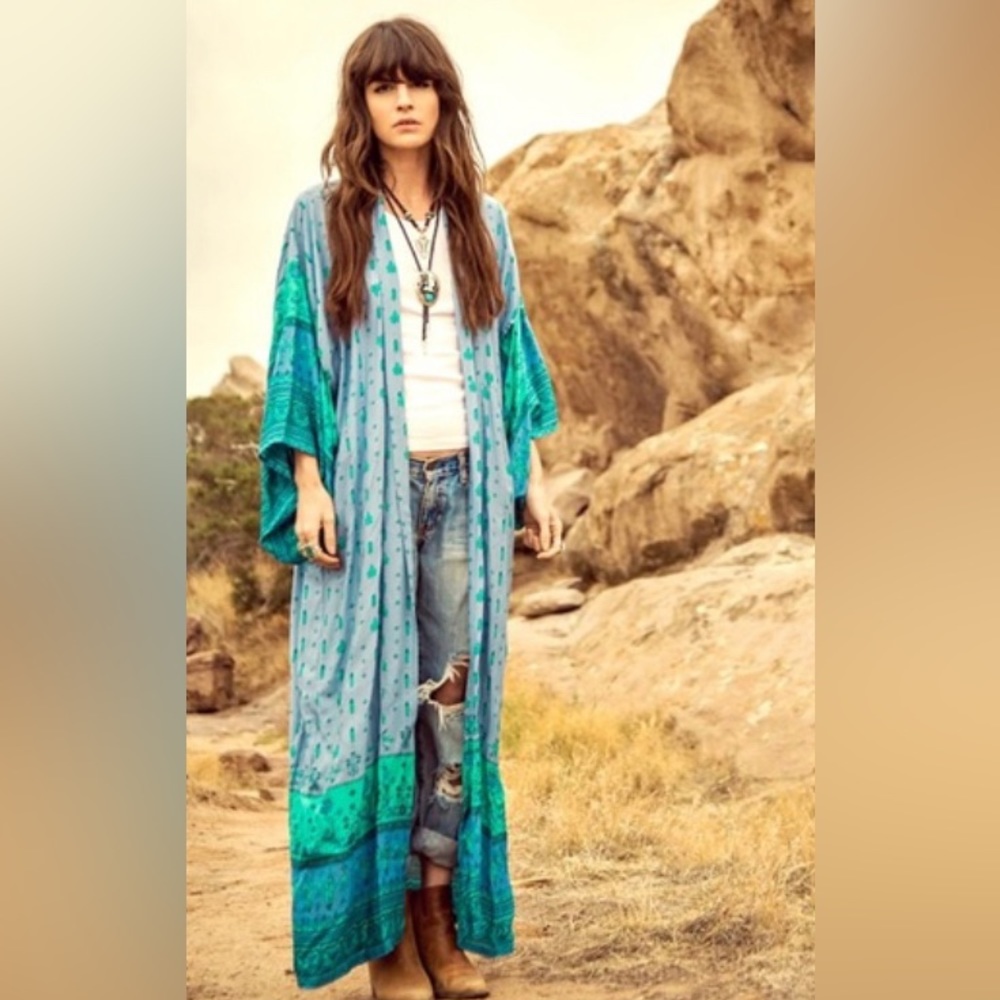 Spell And The Gypsy Collective Rare Desert Wanderer Kimono Blue